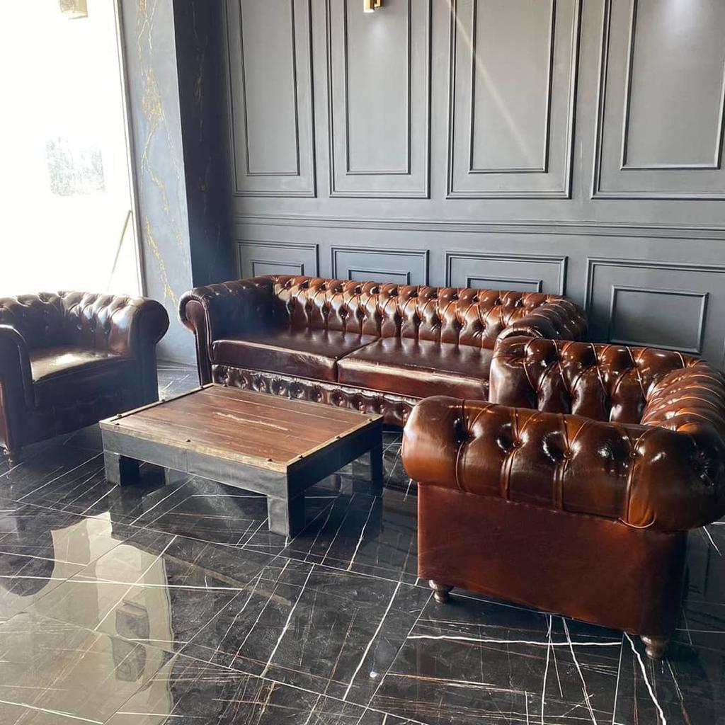 Vip Makam Koltuklu Chester Oturma Grubu Kaliteli Parlak Derili