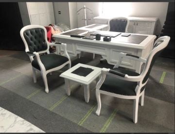 İtalyan Yönetici MDF Beyaz Lükens Koltuklu Ofis Makam Takımı