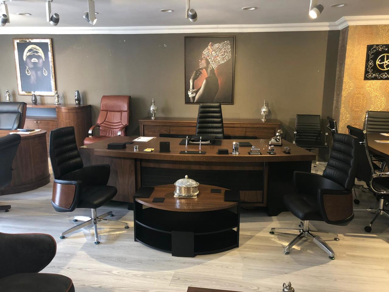 MG Mega Vip Makam Doğal Ahşap Ofis Masa Takımı