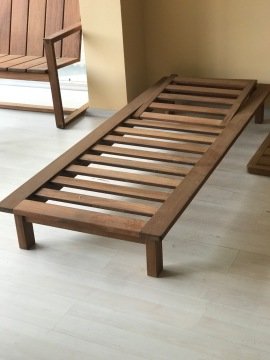 Standart İroko Teak Ahşap Şezlong